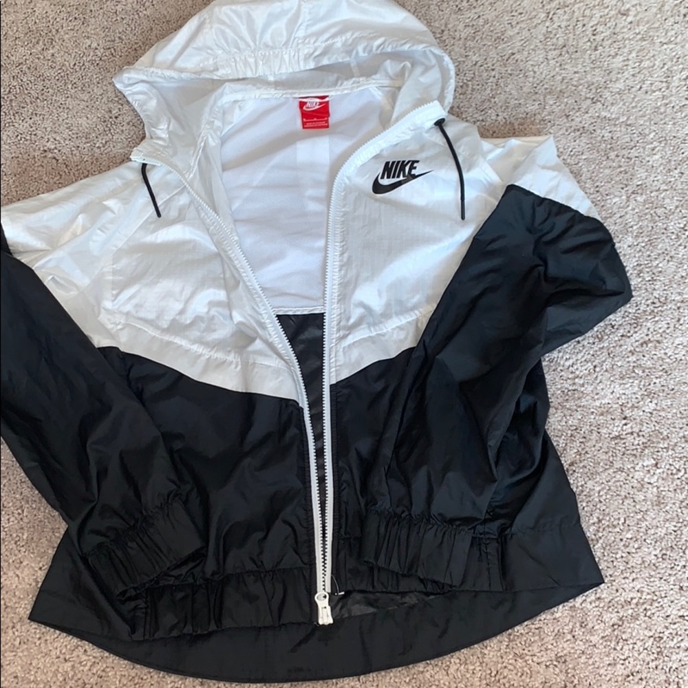 Nike windbreaker
